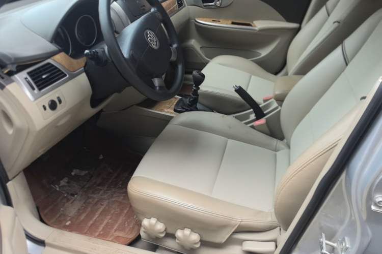 Used Buick Excelle 2015 1.5L Manual Classic Trim Left Front Seat