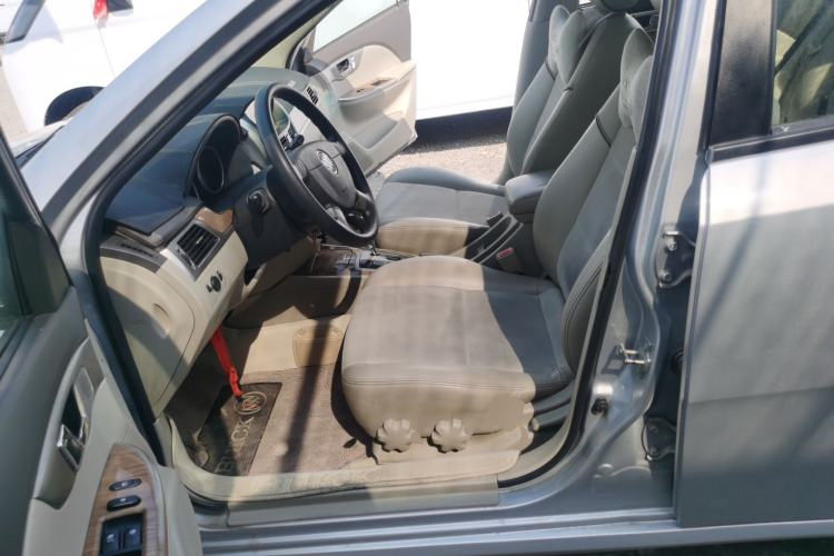 Used Buick Excelle 2015 1.5L Automatic Classic Model Left Front Seat
