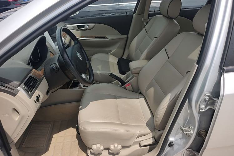 Used Buick Excelle 2015 1.5L Automatic Luxury Edition Left Front Seat