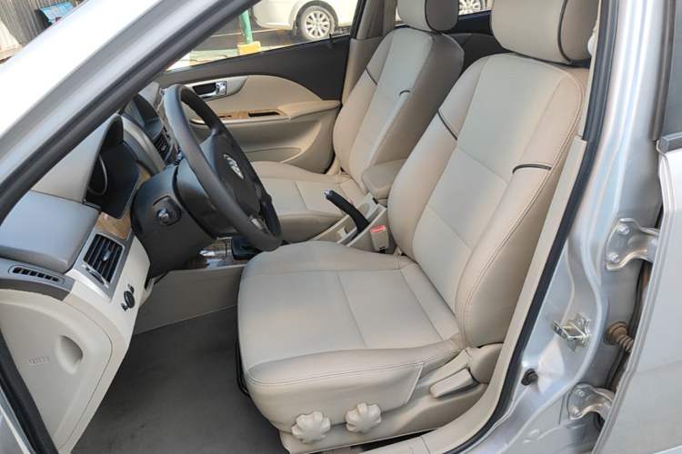 Used Buick Excelle 2015 1.5L Manual Classic Trim Left Front Seat