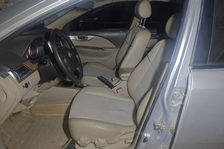 Used Buick Excelle 2015 1.5L Automatic Classic Model Left Front Seat