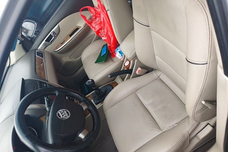 Used Buick Excelle 2015 1.5L Manual Luxury Model Left Front Seat