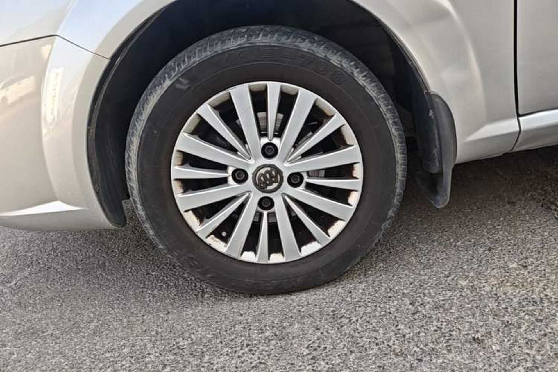 Used Buick Excelle 2015 1.5L Automatic Classic Model Left Front Wheel Hub