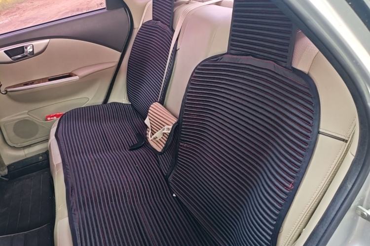 Used Buick Excelle 2015 1.5L Automatic Classic Model Left Rear Seat