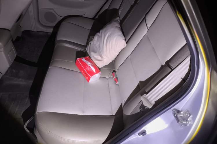 Used Buick Excelle 2015 1.5L Automatic Classic Model Left Rear Seat