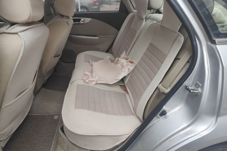 Used Buick Excelle 2015 1.5L Automatic Classic Model Left Rear Seat