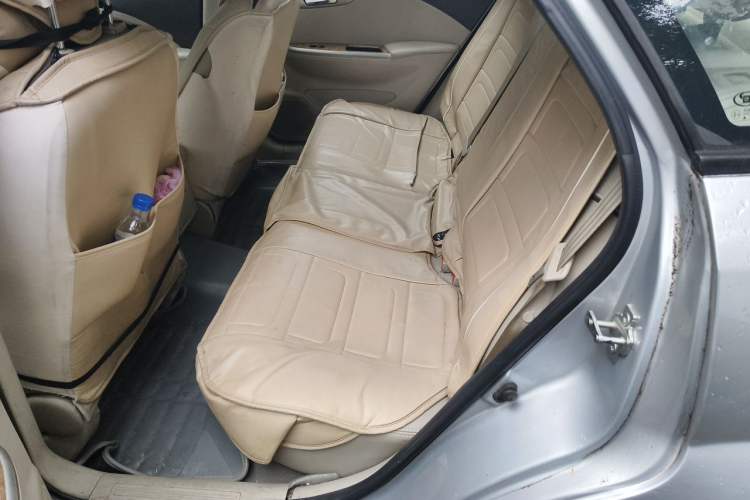 Used Buick Excelle 2015 1.5L Automatic Classic Model Left Rear Seat