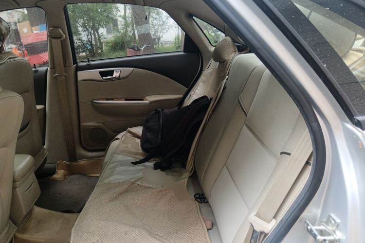Used Buick Excelle 2015 1.5L Automatic Classic Model Left Rear Seat