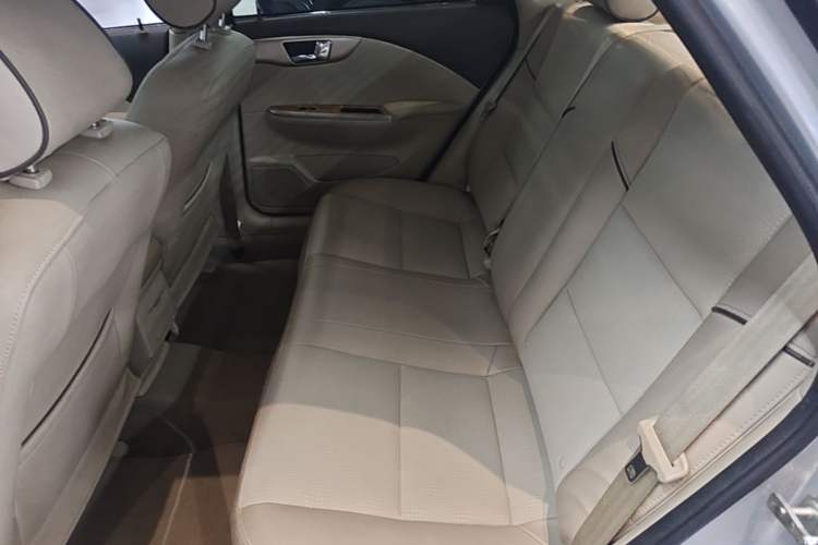 Used Buick Excelle 2015 1.5L Automatic Classic Model Left Rear Seat