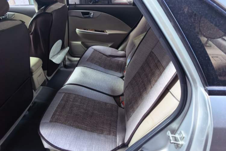 Used Buick Excelle 2015 1.5L Automatic Classic Model Left Rear Seat
