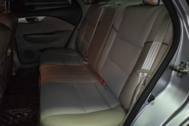 Used Buick Excelle 2015 1.5L Automatic Classic Model Left Rear Seat