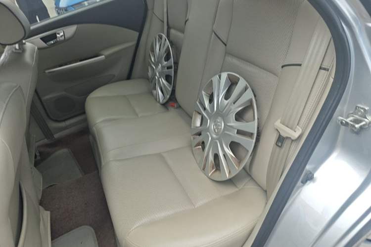 Used Buick Excelle 2015 1.5L Automatic Classic Model Left Rear Seat