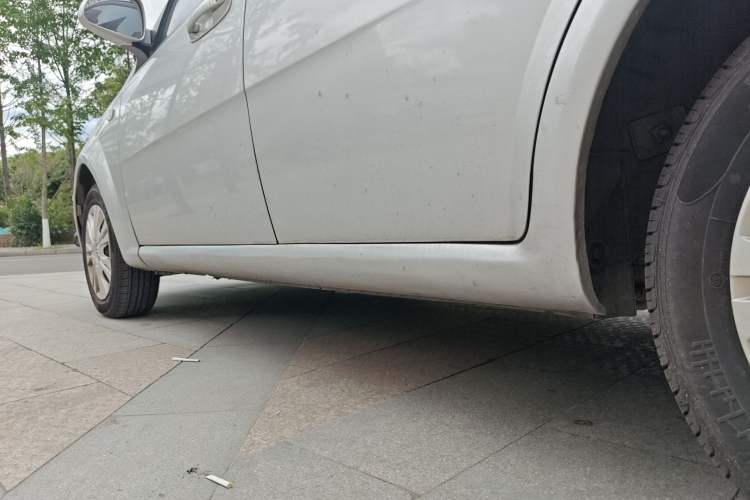 Used Buick Excelle 2015 1.5L Automatic Classic Model Left Side Sill