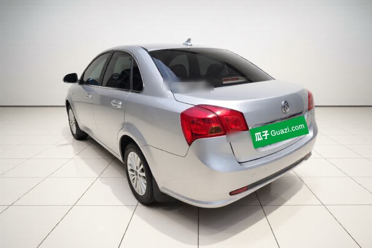 Used Buick Excelle 2015 1.5L Automatic Classic Model Rear Left 45 Deg