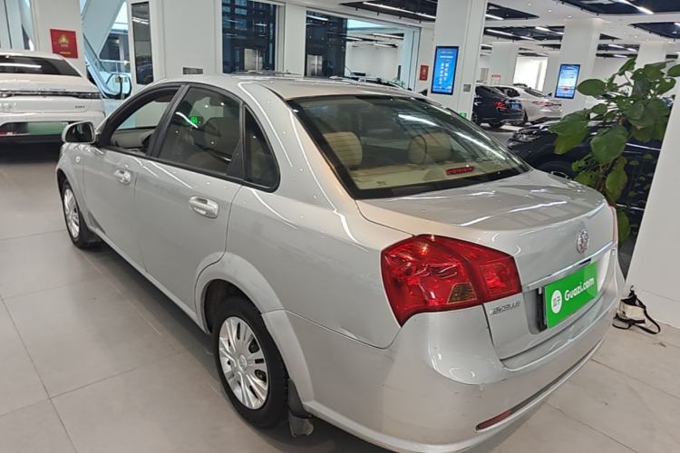 Used Buick Excelle 2015 1.5L Automatic Classic Model Rear Left 45 Deg