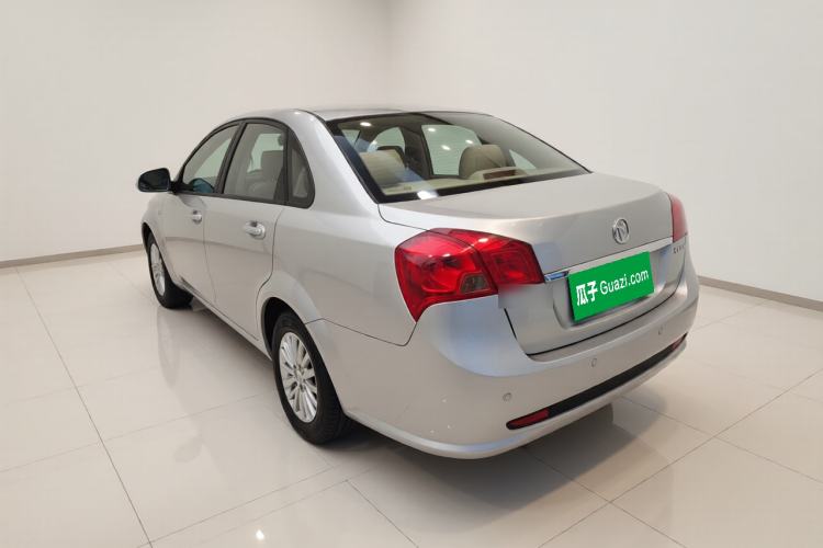 Used Buick Excelle 2015 1.5L Automatic Classic Model Rear Left 45 Deg