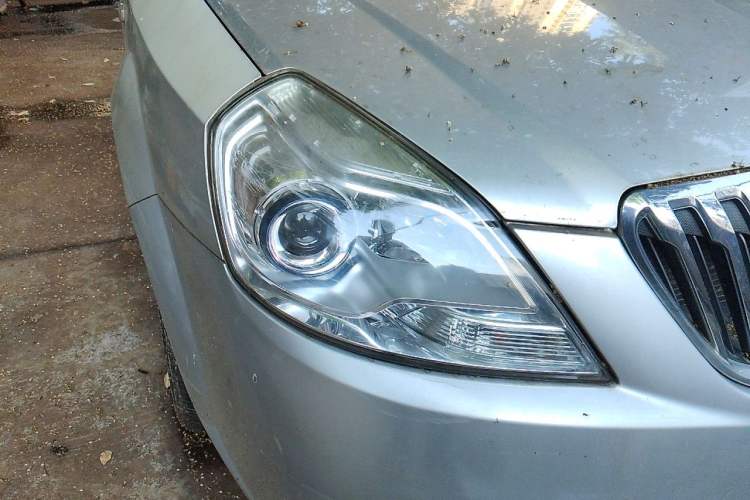 Used Buick Excelle 2015 1.5L Manual Classic Trim Right Front Headlight