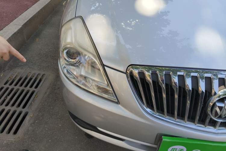 Used Buick Excelle 2015 1.5L Automatic Classic Model Right Front Headlight