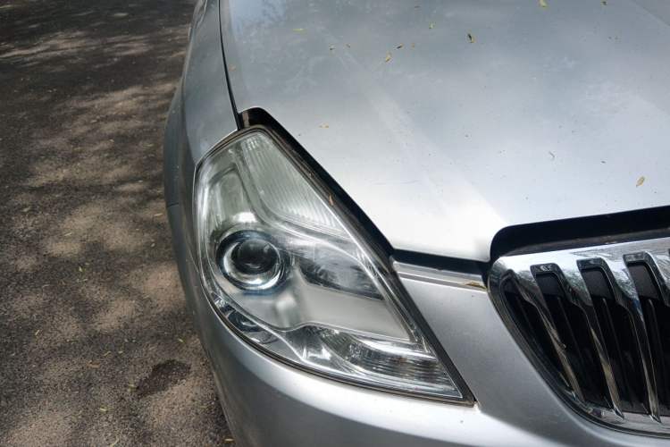 Used Buick Excelle 2015 1.5L Automatic Classic Model Right Front Headlight