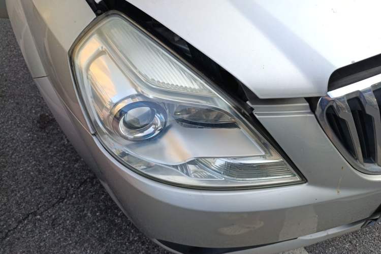 Used Buick Excelle 2015 1.5L Manual Luxury Model Right Front Headlight
