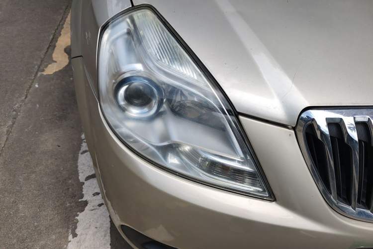 Used Buick Excelle 2015 1.5L Automatic Classic Model Right Front Headlight