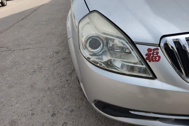 Used Buick Excelle 2015 1.5L Manual Classic Trim Right Front Headlight
