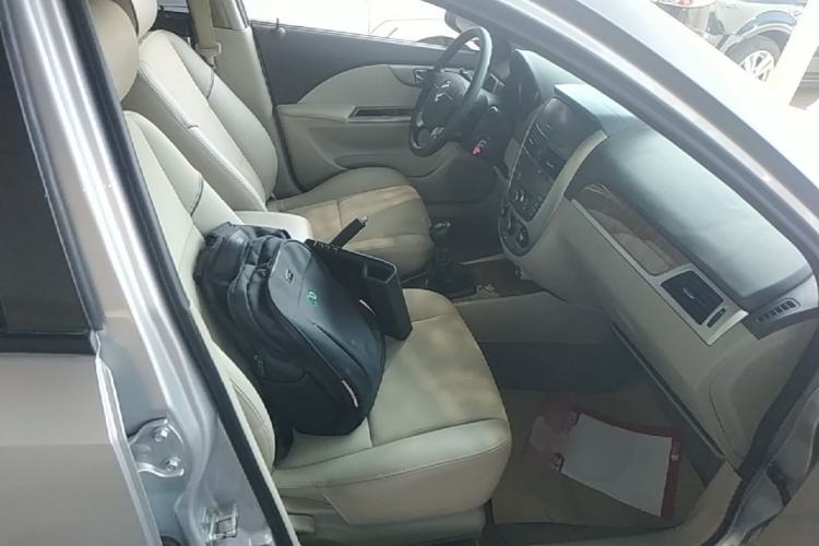 Used Buick Excelle 2015 1.5L Manual Classic Trim Right Front Seat