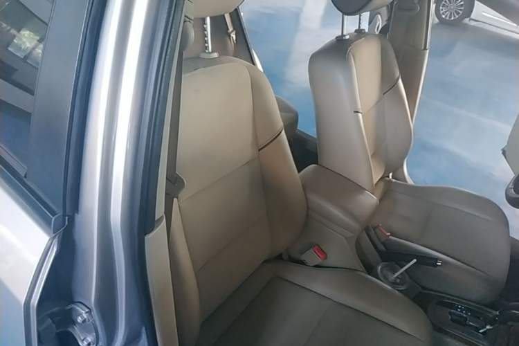 Used Buick Excelle 2015 1.5L Automatic Classic Model Right Front Seat