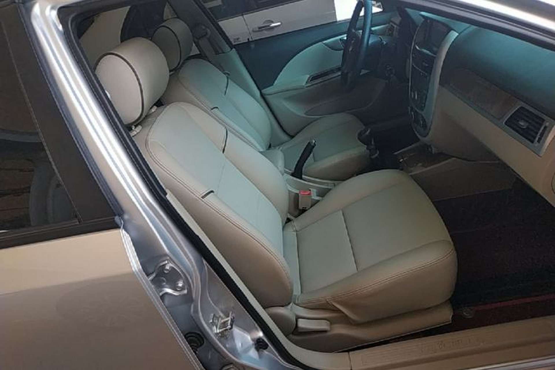 Used Buick Excelle 2015 1.5L Manual Classic Trim Right Front Seat