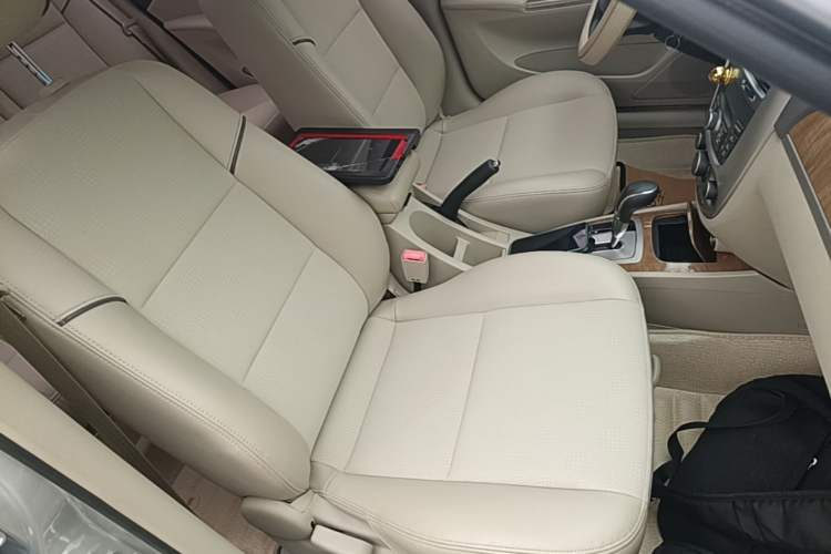 Used Buick Excelle 2015 1.5L Automatic Classic Model Right Front Seat