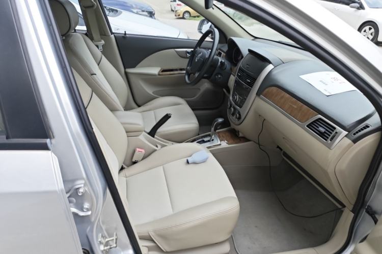 Used Buick Excelle 2015 1.5L Automatic Classic Model Right Front Seat