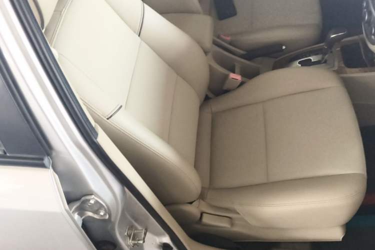 Used Buick Excelle 2015 1.5L Automatic Classic Model Right Front Seat