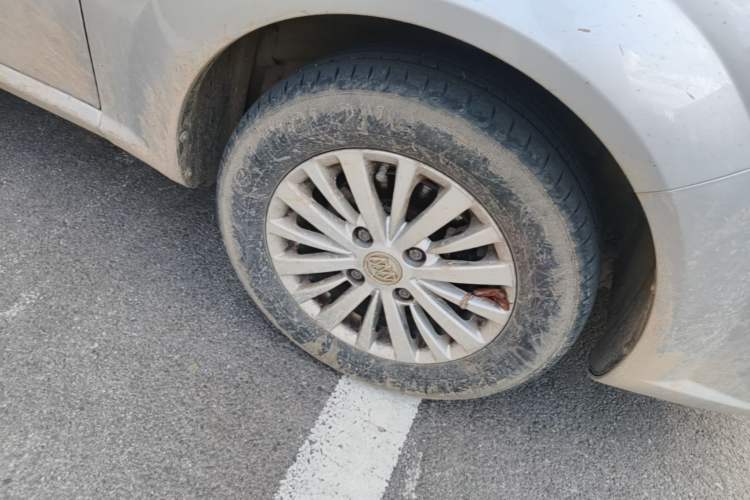 Used Buick Excelle 2015 1.5L Automatic Classic Model Right Front Wheel Hub