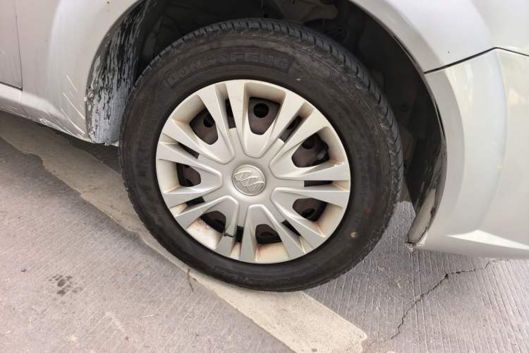 Used Buick Excelle 2015 1.5L Automatic Classic Model Right Front Wheel Hub