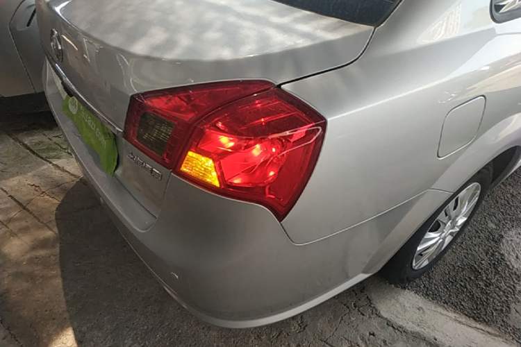 Used Buick Excelle 2015 1.5L Manual Classic Trim Right Rear Taillight