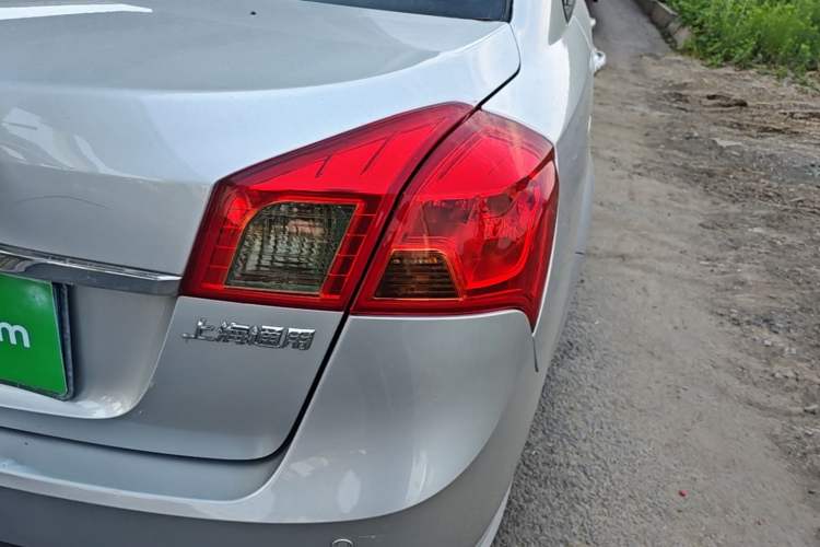 Used Buick Excelle 2015 1.5L Automatic Classic Model Right Rear Taillight