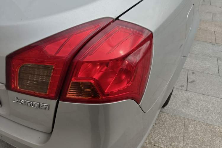 Used Buick Excelle 2015 1.5L Automatic Classic Model Right Rear Taillight