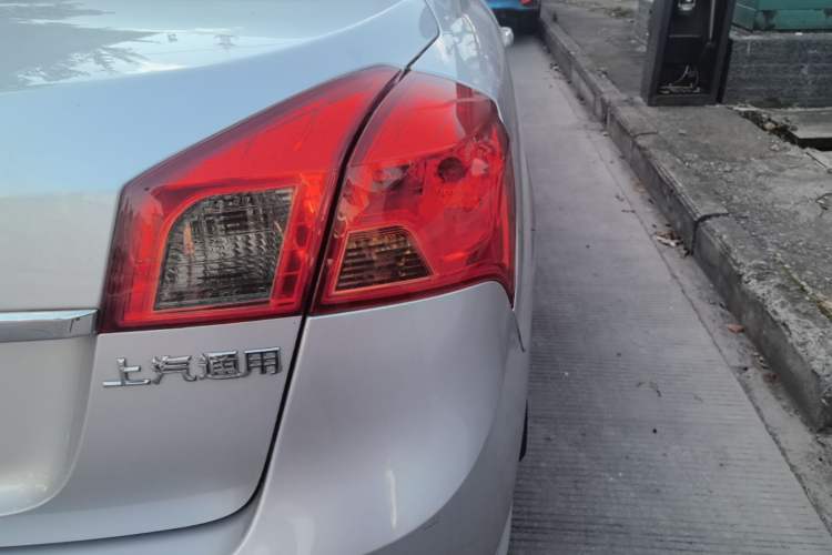 Used Buick Excelle 2015 1.5L Automatic Classic Model Right Rear Taillight