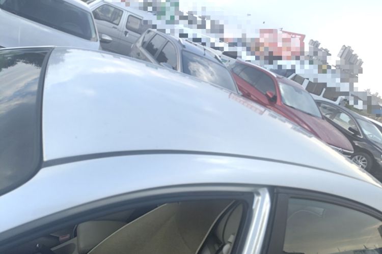 Used Buick Excelle 2015 1.5L Automatic Classic Model Roof