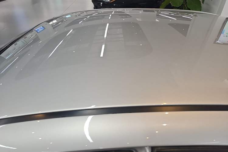 Used Buick Excelle 2015 1.5L Automatic Classic Model Roof