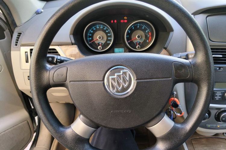 Used Buick Excelle 2015 1.5L Manual Classic Trim Steering Wheel