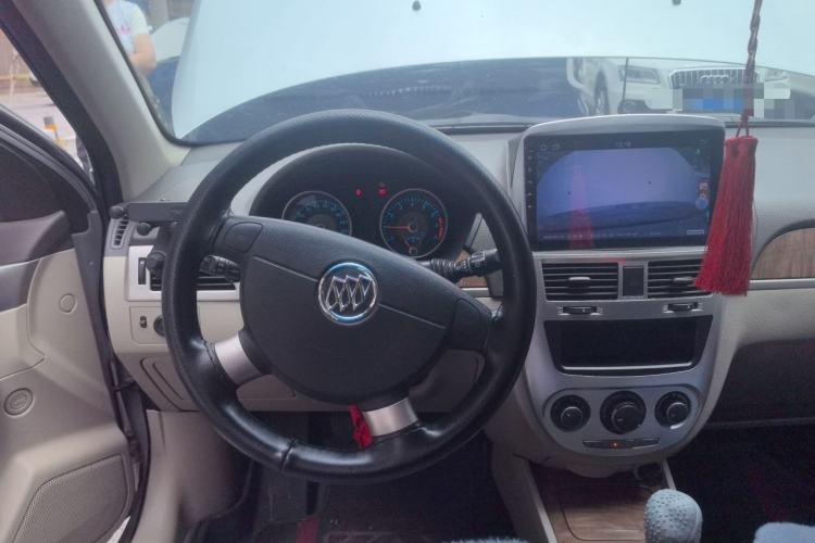 Used Buick Excelle 2015 1.5L Manual Luxury Model Steering Wheel