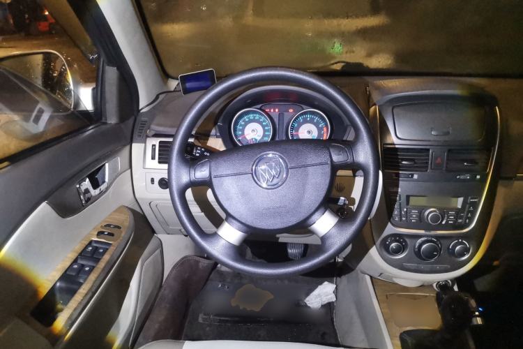 Used Buick Excelle 2015 1.5L Manual Classic Trim Steering Wheel