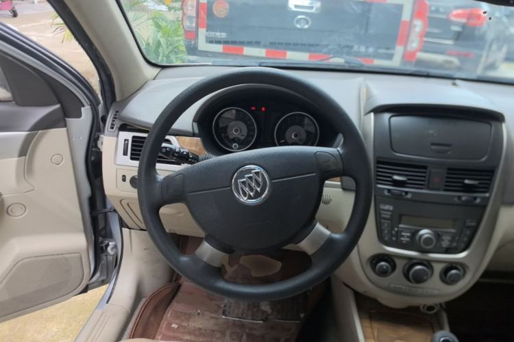 Used Buick Excelle 2015 1.5L Manual Classic Trim Steering Wheel