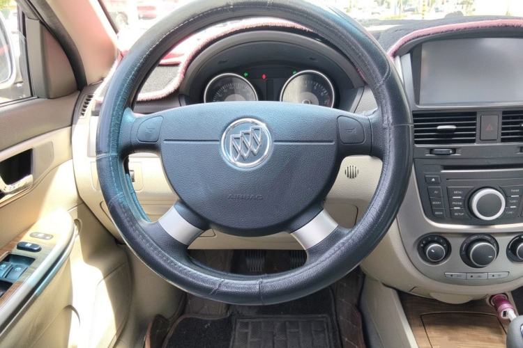Used Buick Excelle 2015 1.5L Manual Classic Trim Steering Wheel