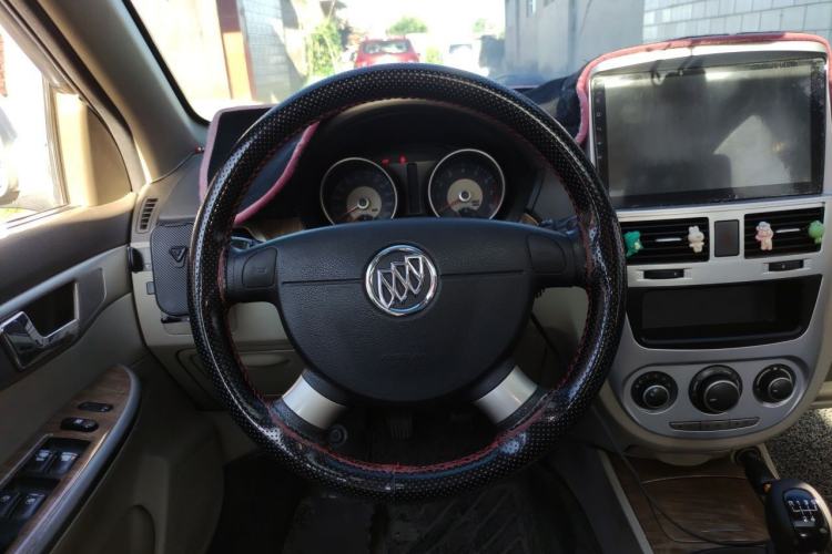Used Buick Excelle 2015 1.5L Manual Classic Trim Steering Wheel