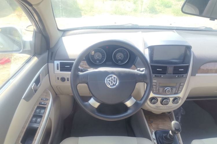 Used Buick Excelle 2015 1.5L Manual Classic Trim Steering Wheel