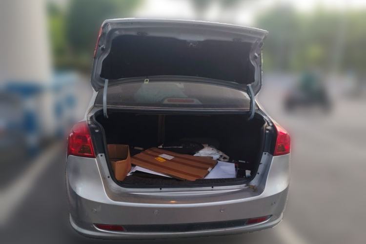 Used Buick Excelle 2015 1.5L Automatic Classic Model Trunk
