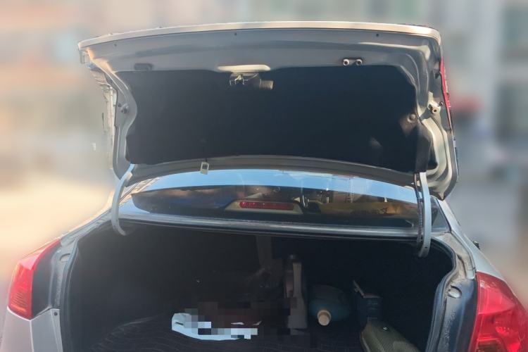 Used Buick Excelle 2015 1.5L Manual Classic Trim Trunk