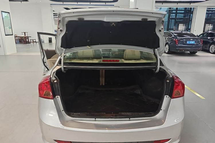 Used Buick Excelle 2015 1.5L Automatic Classic Model Trunk